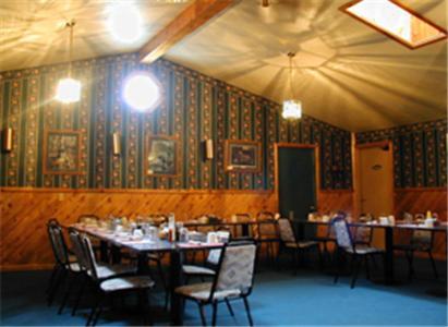 Zellar'S Village Inn Newberry 외부 사진