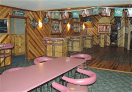 Zellar'S Village Inn Newberry 외부 사진